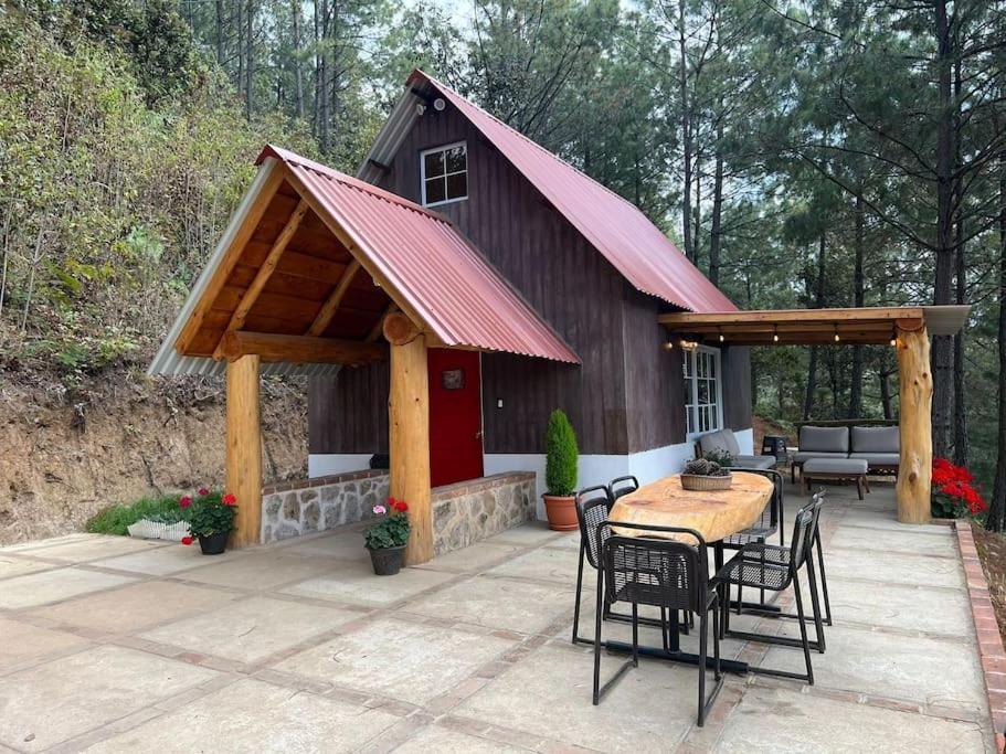 Finca Chuchiya Cabanas Tecpan Tecpán Guatemala Exterior photo
